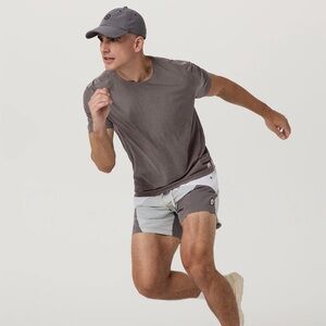 Vuori Mens Strato Tech Tee Size Large Style# V126